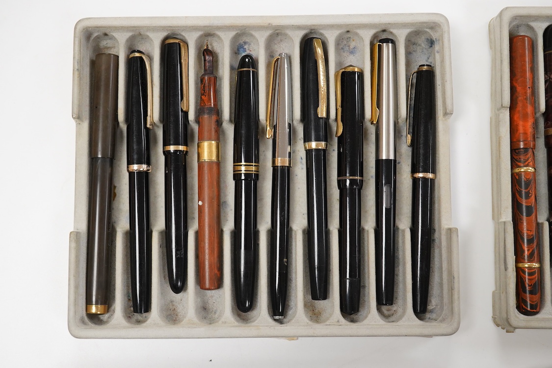 A good collection of fountain pens to include Swan, Onoto and Waterman, approx. 40